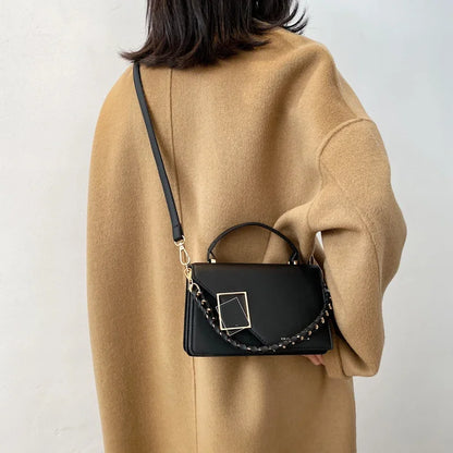 New Fashion Square Shoulder Bag – A Stylish and Versatile Crossbody for the Modern Woman