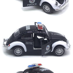 1:32 Volkswagen Beetle Diecast Model with Pull-Back Function