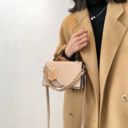 New Fashion Square Shoulder Bag – A Stylish and Versatile Crossbody for the Modern Woman